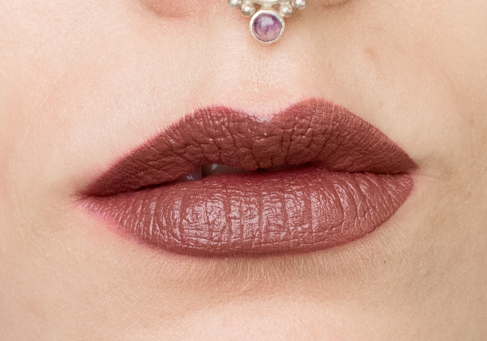sephora-outrageous-rouge-extreme-liquid-lipstick-swatch
