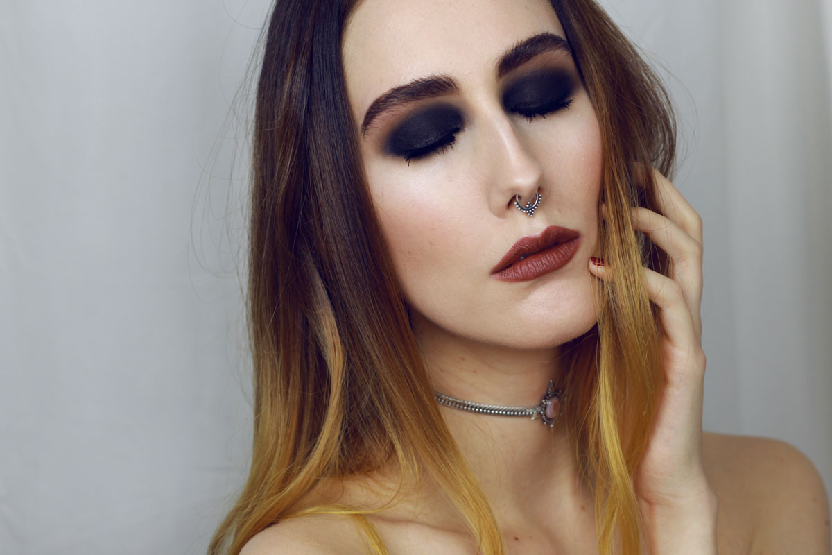 black smokey eye