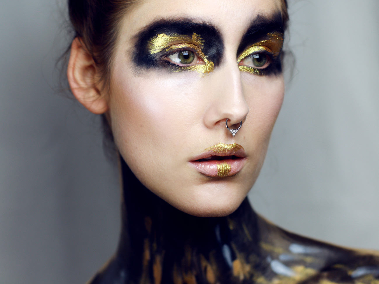 Black & Gold Makeup