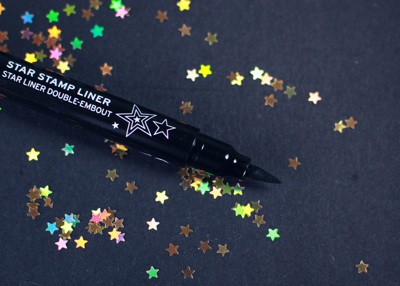 The Body Shop Star Stamp Liner